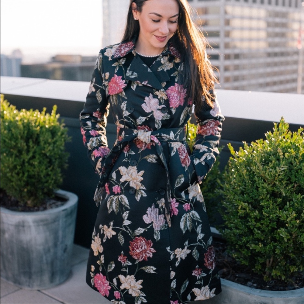Gal Meets Glam Dominique Floral Jacquard Trench Coat - Size XXS